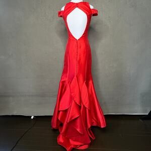 Morilee Madeline Gardner Red Satin Mermaid Formal Gown Size 6 Pageant Gown